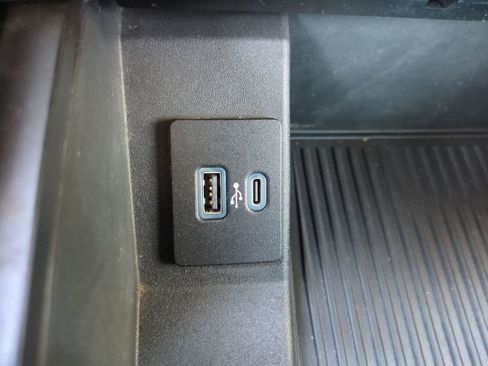 Used 2022 Ford F350 Lariat w/ Lariat Value Package image 20