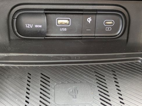 Certified 2025 Kia Sportage EX FWD image 25