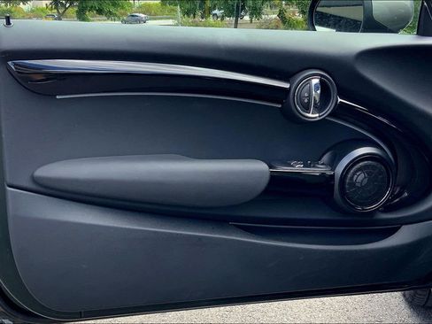 Certified 2024 MINI Cooper SE w/ MINI Resolute Edition image 23