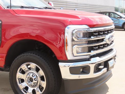 Used 2024 Ford F250 King Ranch w/ Chrome Package AWD/4WD image 6