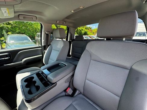 Used 2018 Chevrolet Silverado 1500 Custom w/ Custom Value Package AWD/4WD image 10