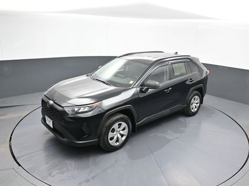 Used 2019 Toyota RAV4 LE w/ All Weather Liner Package AWD/4WD image 33