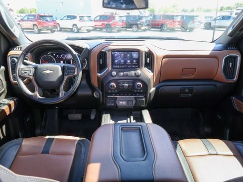 Used 2022 Chevrolet Silverado 3500 High Country AWD/4WD image 14