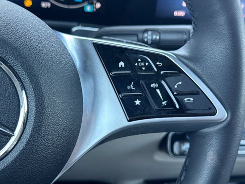 Certified 2026 Mercedes-Benz GLB 250 image 27
