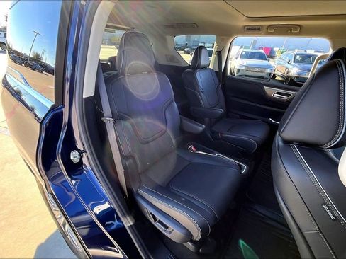 Certified 2025 INFINITI QX80 Luxe image 36