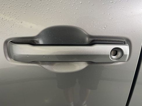 Certified 2025 Toyota Tundra Platinum AWD/4WD image 40