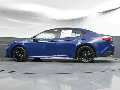 Certified 2025 Toyota Camry SE image 31