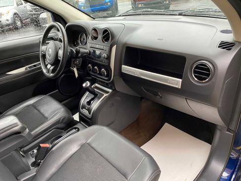 Used 2014 Jeep Compass Latitude AWD/4WD image 21