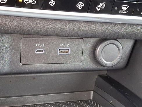 Certified 2022 Nissan Rogue SV w/ SV Premium Package image 62