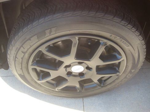 Used 2019 Jeep Renegade Latitude w/ Cold Weather Group image 10