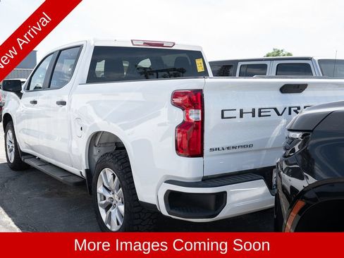 Used 2022 Chevrolet Silverado 1500 Custom w/ Safety Confidence Package RWD image 4
