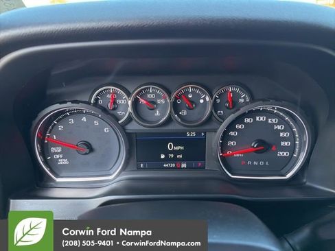 Used 2019 Chevrolet Silverado 1500 LT w/ Trailering Package image 18