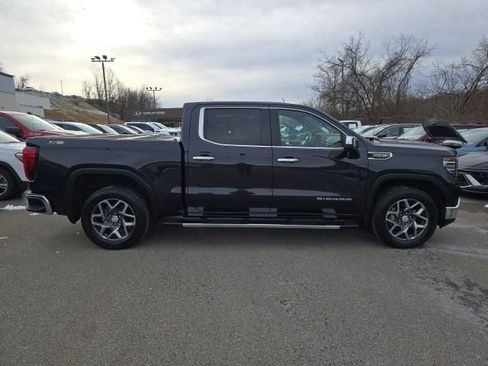 Used 2022 GMC Sierra 1500 SLT w/ SLT Premium Plus Package image 6