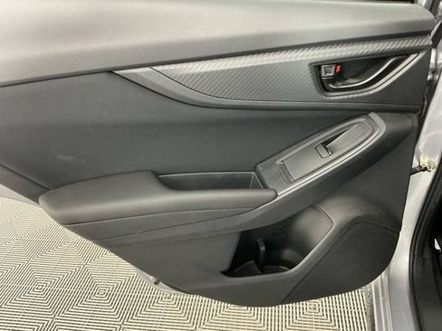 Used 2022 Subaru Crosstrek 2.0i AWD/4WD image 9