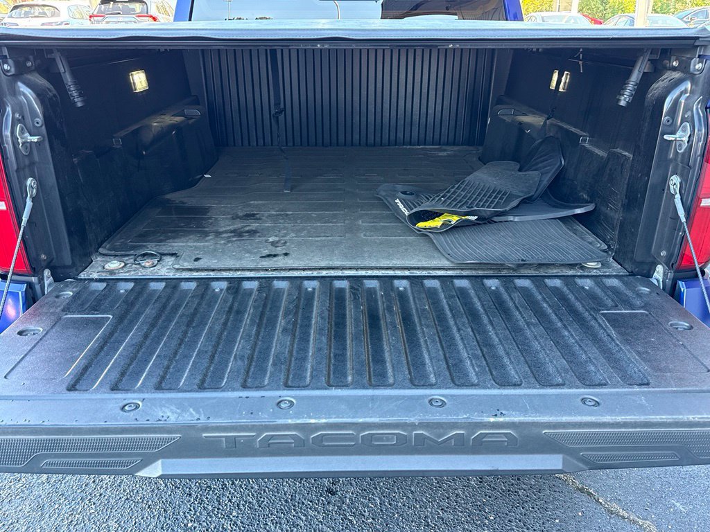 Used 2024 Toyota Tacoma SR5 AWD/4WD image 54
