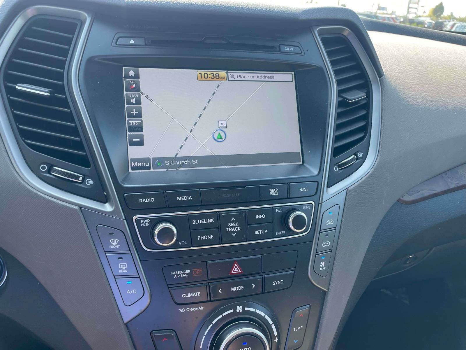 Used 2018 Hyundai Santa Fe Limited FWD image 20