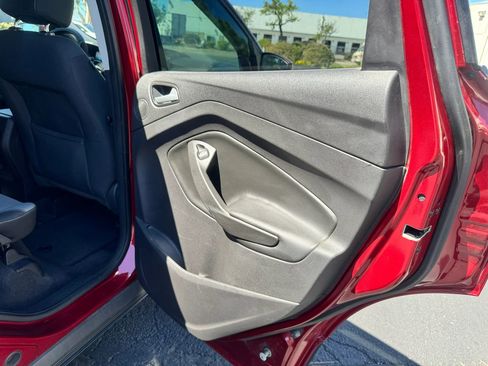 Used 2013 Ford Escape SE FWD image 26