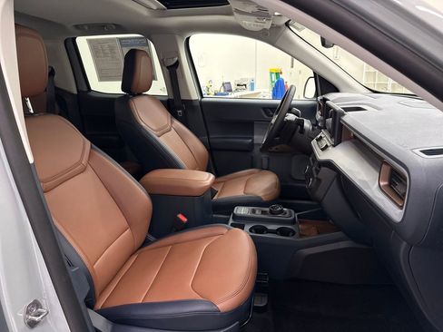 Used 2023 Ford Maverick Lariat w/ Lariat Luxury Package image 23