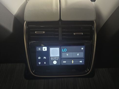 Used 2022 Rivian R1T Launch Edition AWD/4WD image 28