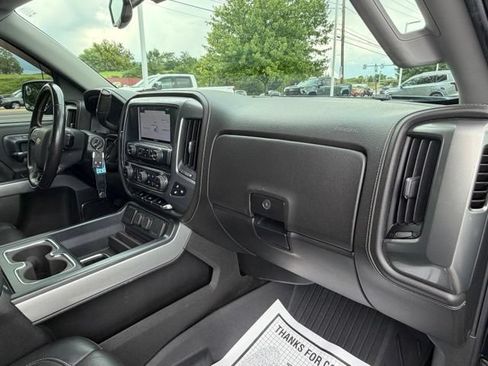Used 2018 Chevrolet Silverado 1500 LTZ Z71 w/ Redline Edition AWD/4WD image 39
