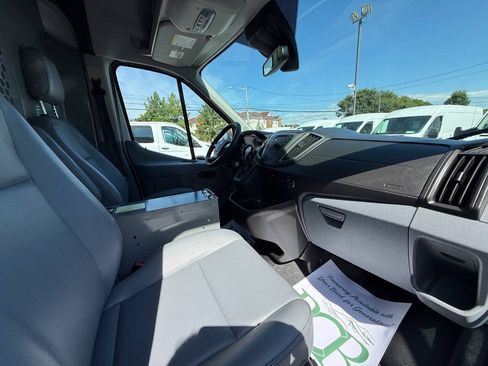 Used 2016 Ford Transit 250 148 Medium Roof RWD image 8