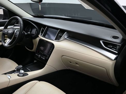 Used 2022 INFINITI QX50 Essential image 35