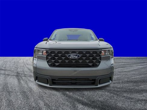 New 2026 Ford Maverick XLT w/ XLT Luxury Package FWD image 9