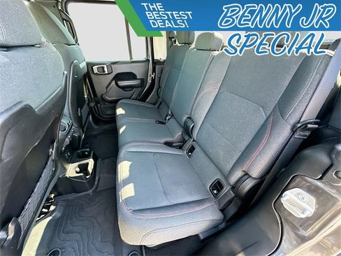 Used 2024 Jeep Gladiator Rubicon w/ Safety Group image 23