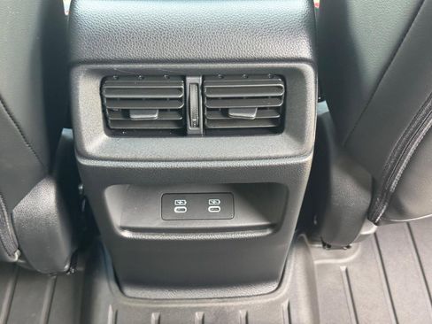 Used 2025 Honda CR-V Sport-L image 17