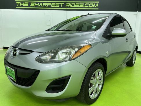 Used 2012 MAZDA MAZDA2 Sport FWD image 5