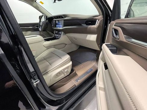 Used 2021 GMC Yukon Denali w/ Denali Premium Package image 33