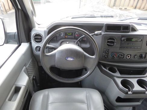 Used 2012 Ford E-350 and Econoline 350 XL image 5
