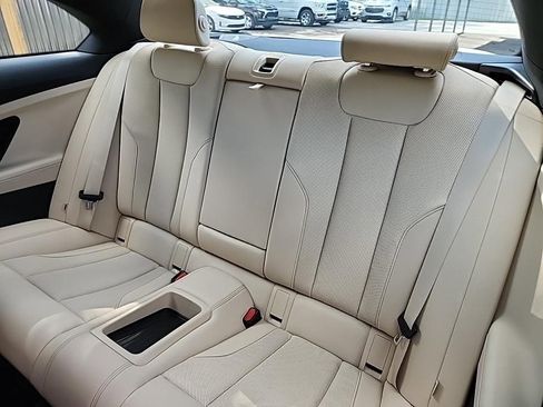 Used 2025 BMW 230i xDrive Coupe image 8