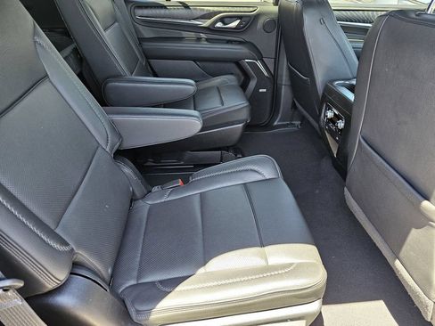 Used 2024 GMC Yukon Denali RWD image 14
