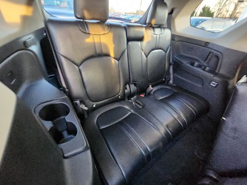 Used 2023 Honda Pilot LX image 14