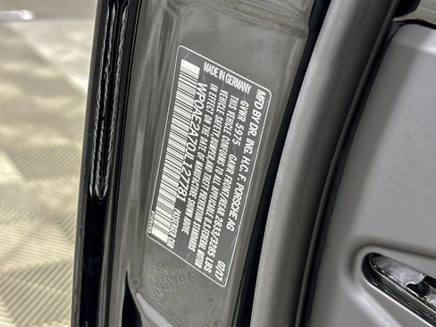 Used 2018 Porsche Panamera 4 image 27