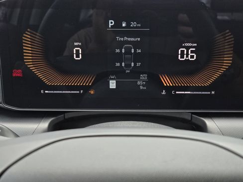 New 2026 Kia K4 FWD image 11