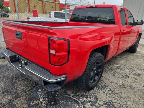 Used 2018 Chevrolet Silverado 1500 LT image 2