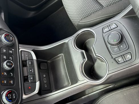 Used 2023 GMC Terrain SLE w/ Driver Convenience Package AWD/4WD image 20