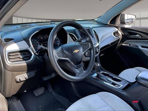 Used 2020 Chevrolet Equinox LS AWD/4WD image 13