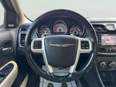 Used 2013 Chrysler 200 Limited FWD image 11
