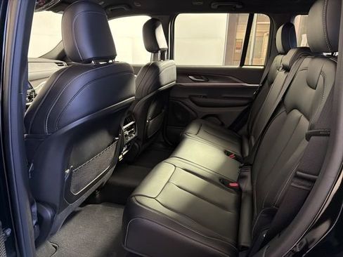 New 2025 Jeep Grand Cherokee Limited w/ Trailer Tow Package image 23