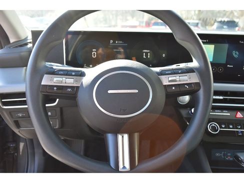 Used 2025 Hyundai Sonata SE image 18