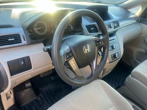 Used 2014 Honda Odyssey LX image 28