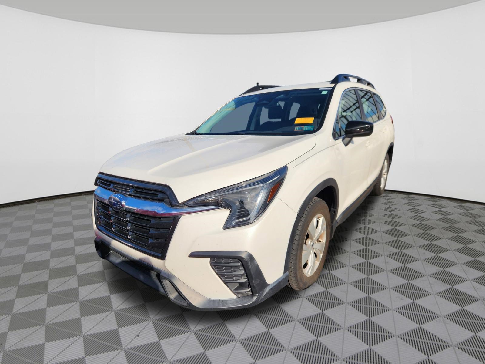 Used 2023 Subaru Ascent 8-Passenger AWD/4WD image 2