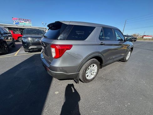 Used 2021 Ford Explorer 4WD w/ Class III Trailer Tow Package image 3