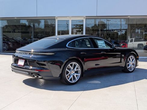 New 2026 Porsche Panamera image 9