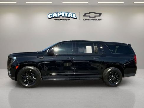 Used 2022 GMC Yukon XL Denali image 2