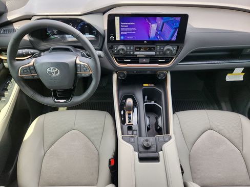 New 2026 Toyota Grand Highlander AWD Hybrid image 24