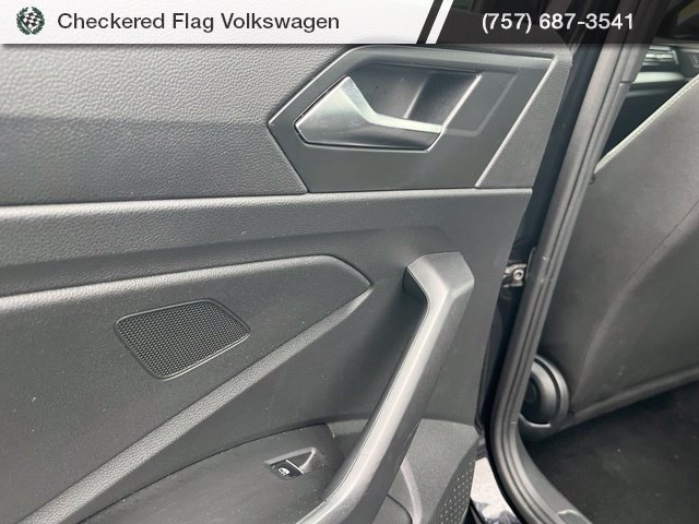 Used 2025 Volkswagen Jetta Sport FWD image 24